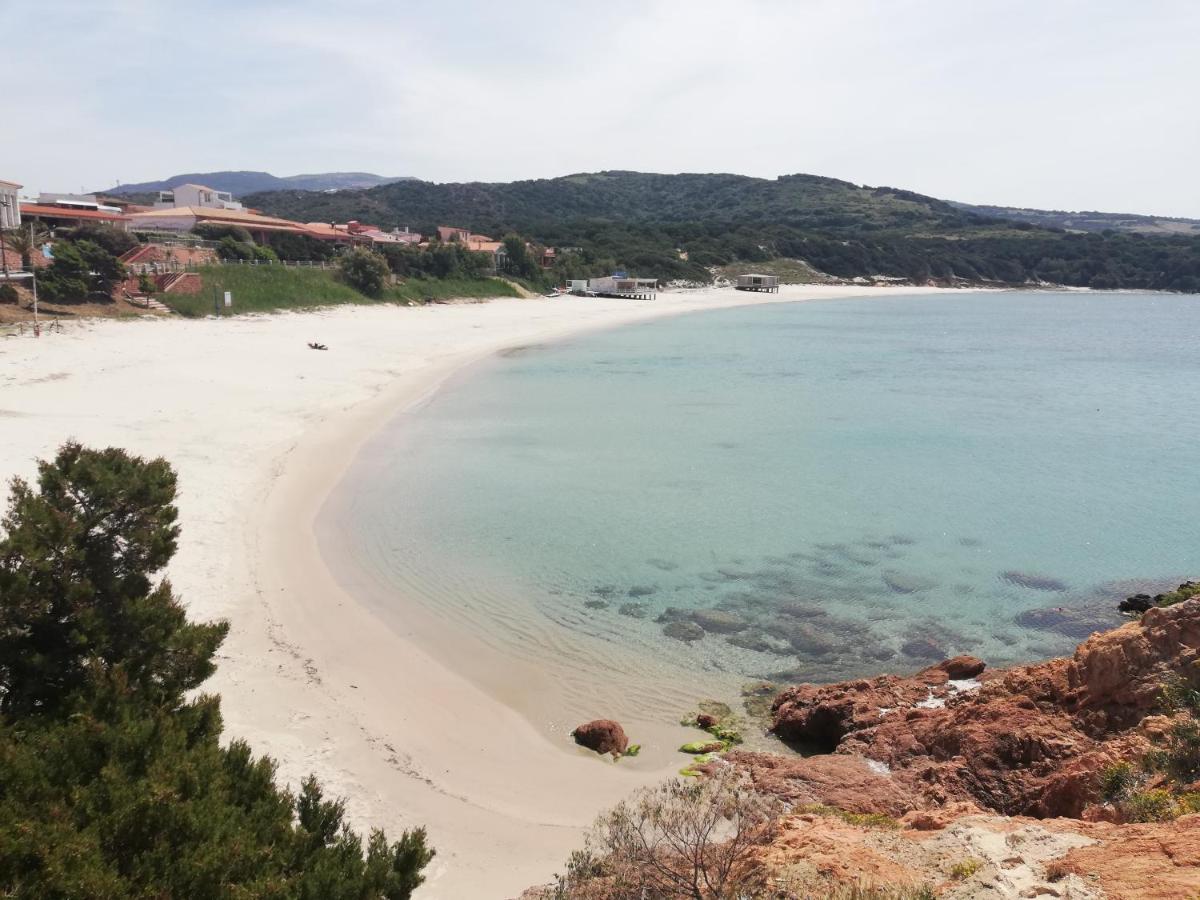 Tanca Della Torre Trilocale Vista Mare Lägenhet Isola Rossa Exteriör bild