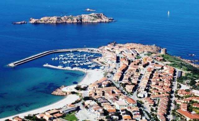 Tanca Della Torre Trilocale Vista Mare Lägenhet Isola Rossa Exteriör bild